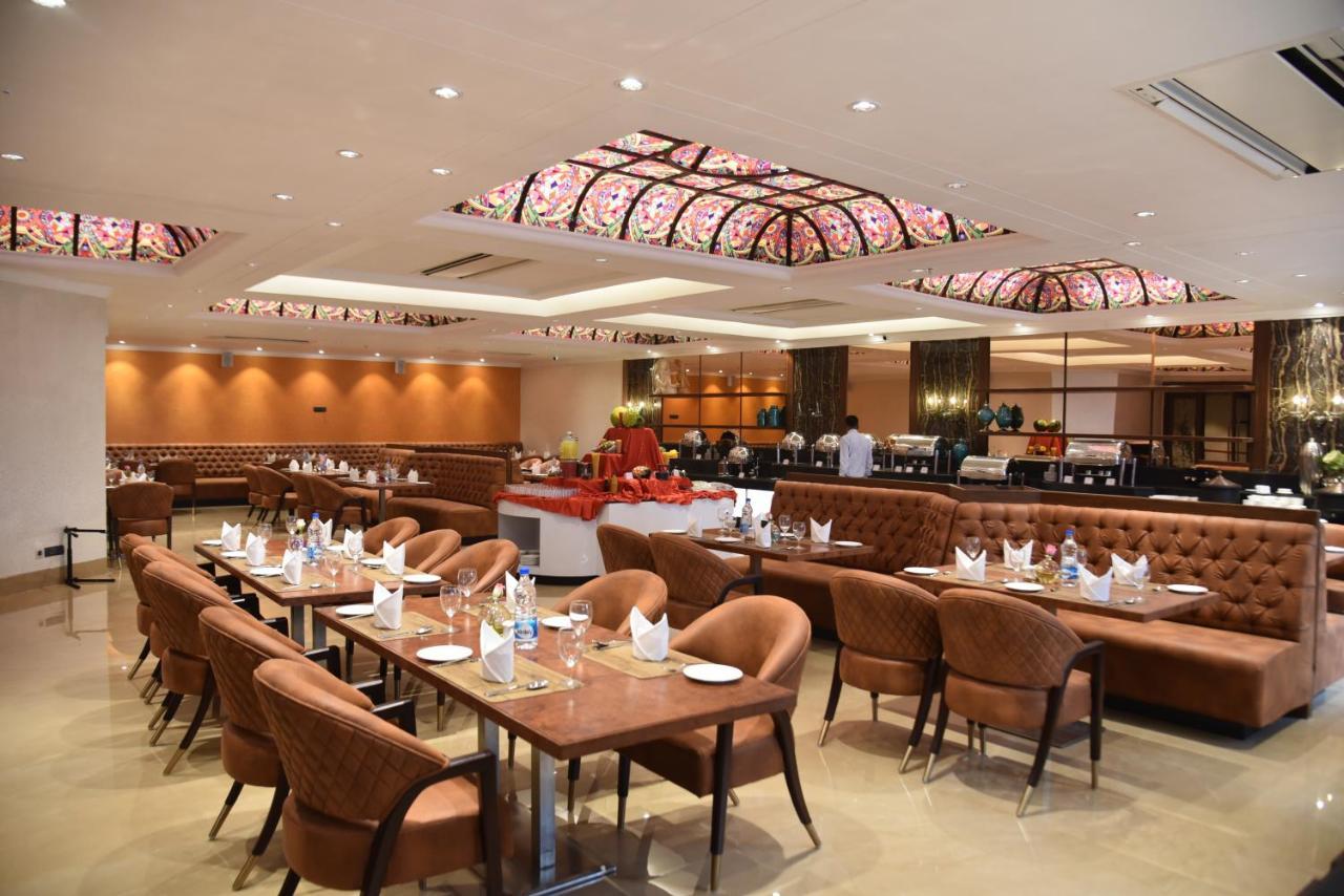 Hukam'S Lalit Mahal - Hotel Convention Club Райпур Экстерьер фото